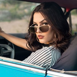 URUMQI Sunglasses Men Women Polarised Pilot Metal Frame Sunglasses UV400 Protection Ultra Light for Driving Fishing Golf Shiny Golden Frame, A08 Gold Frame/Brown Lens