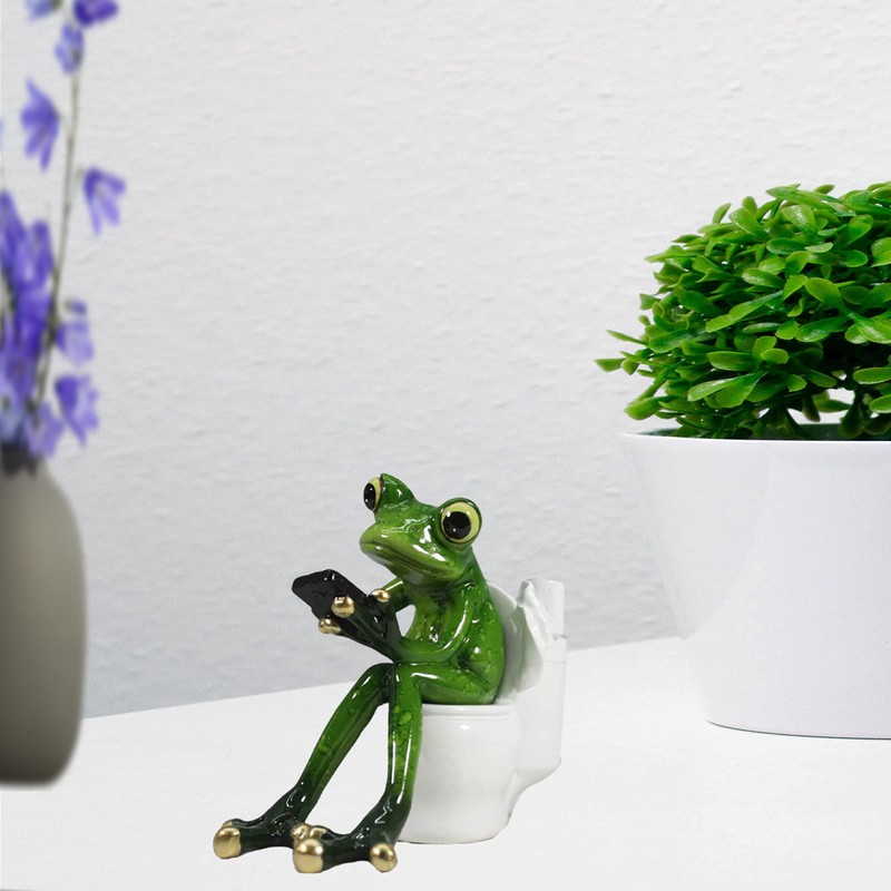 Comfy Hour 5" Resin Frog Figurine – Novelty Funny Sitting