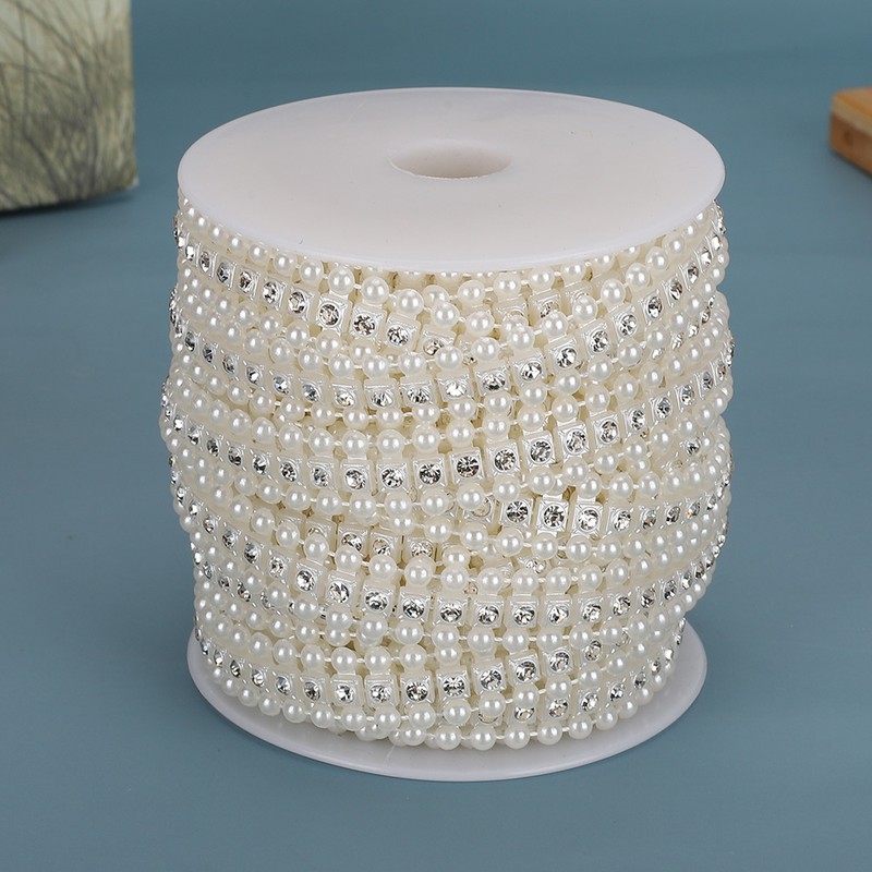 10m Beautiful Faux Pearl Bead String with Artificial Diamonds Decoration