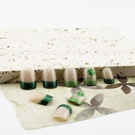 St.Patrick's Day Green Nail Tip Press on Nails Short Square Fake Nails with Four Leaf Clover Design Shiny Glitter Press on Nails Stick on Nails for Women Girls St.Patrick's Day Party Parade Nail Art