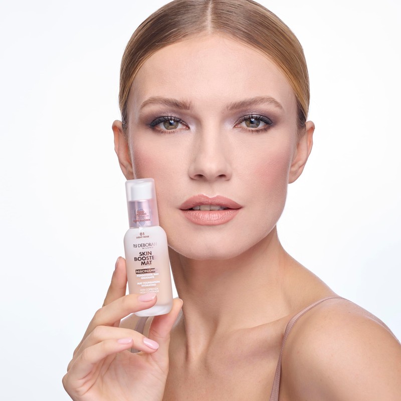 Deborah Milano Skin Booster MAT Foundation from Serum SPF 15