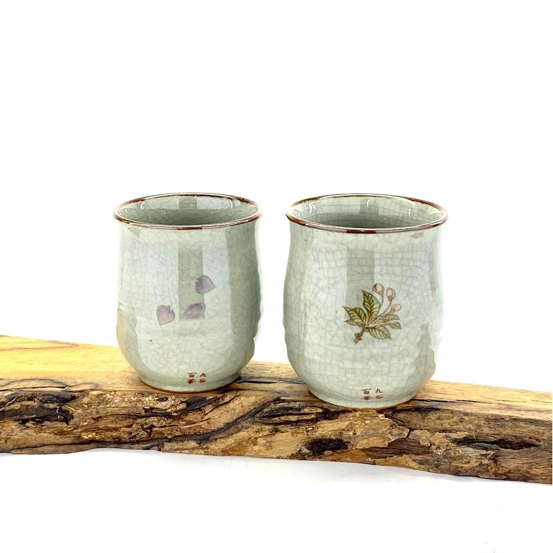 百華園 九谷 夫婦湯呑 ソメイヨシノ＆しだれ桜 裏絵