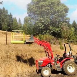 2024 Upgraded Forklift Safety Cage Work Platform with 3 Chains 1100lbs Capacity Collapsible Heavy Duty Steel Construction Lift Basket Aerial Rails 36”×36” Heavy Duty
