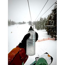 Mazama Aqua Bend Collapsible Soft Sport Water Bottle/Flask/Canteen. Ultralight and Eco-Friendly. Ideal for Running, Hiking, Cycling, Climbing. Fits Most Hydration Vests. (Glacier, 750ml)