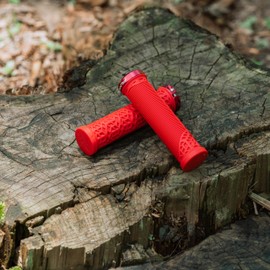 Funn Hilt JR Impugnature per Manubrio Mountain Bike con Morsetto Singolo a Bloccaggio, Impugnature Bloccanti per Manubrio da Bicicletta con Diametro Interno di 19 mm, Impugnature Brevi (Rosso)