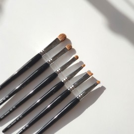 Natural Hair Shadow Brush (Flat Type) - Point & Liner (S) / 천연모 섀도우 브러쉬(납작형) - 포인트&라이너(S)