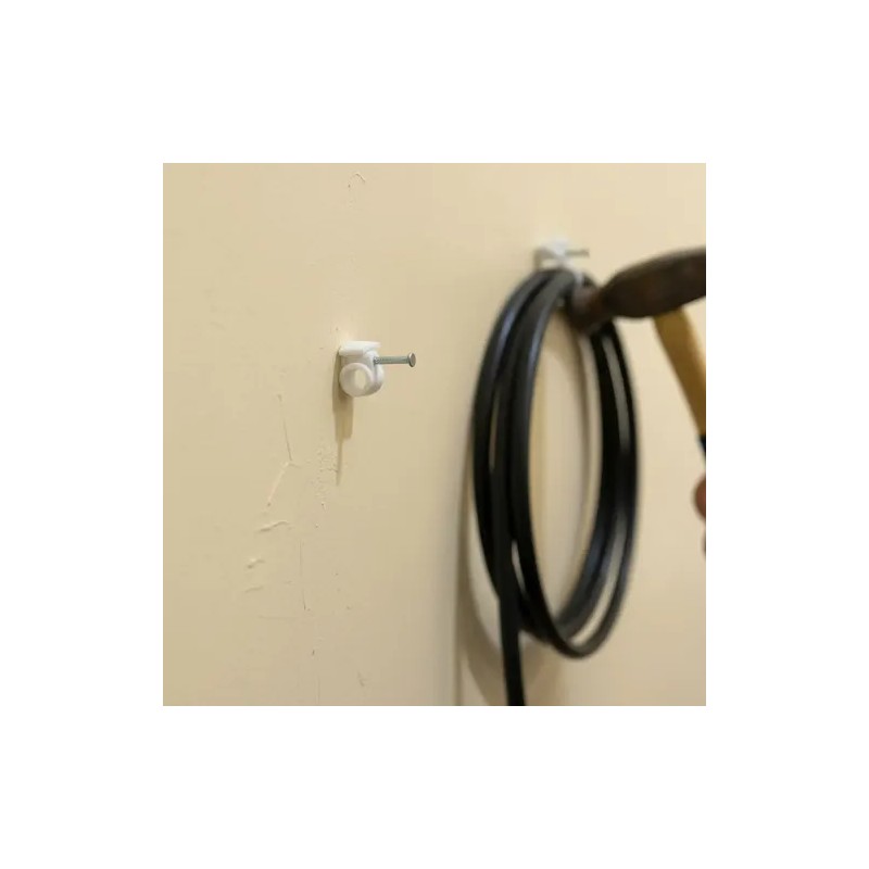 Bolsa Con 100 Grapas Para Cable Curva Blanca 6mm