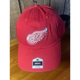 Fan Favorite BRAND NEW Detroit Red Men Adjustable Baseball Cap Red