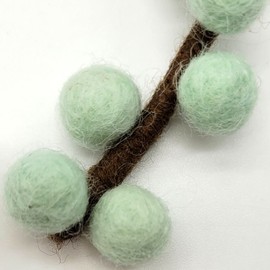 your castle Handmade napkin rings and table decoration made of felt, set of 4 napkin holders, individually mouldable colour: mint