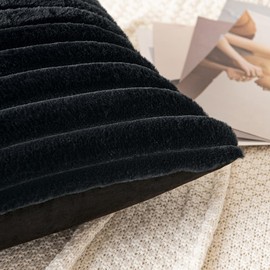 EMEMA Cushion Cover Plush Cushion Covers Velvet Faux Fur Soft 40 x 40 cm Modern Sofa Cushion Decorative Cushion Smooth Zip Washable Decorative Cushion Cover for Living Room Bedroom Sofa Set of 2 Black