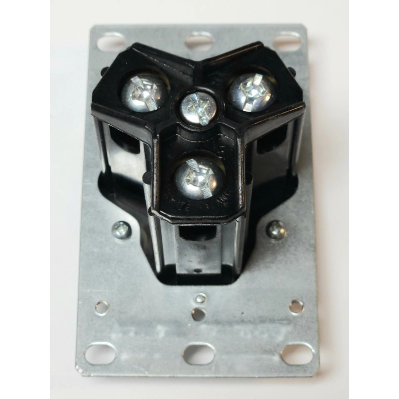 LEVITON 5207 30 AMP Flush Mount Outlet 125 VDC 250