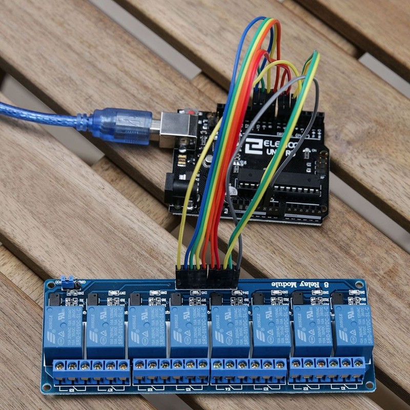ELEGOO 8 Channel DC 5V Relay Module with Optocoupler Compatible