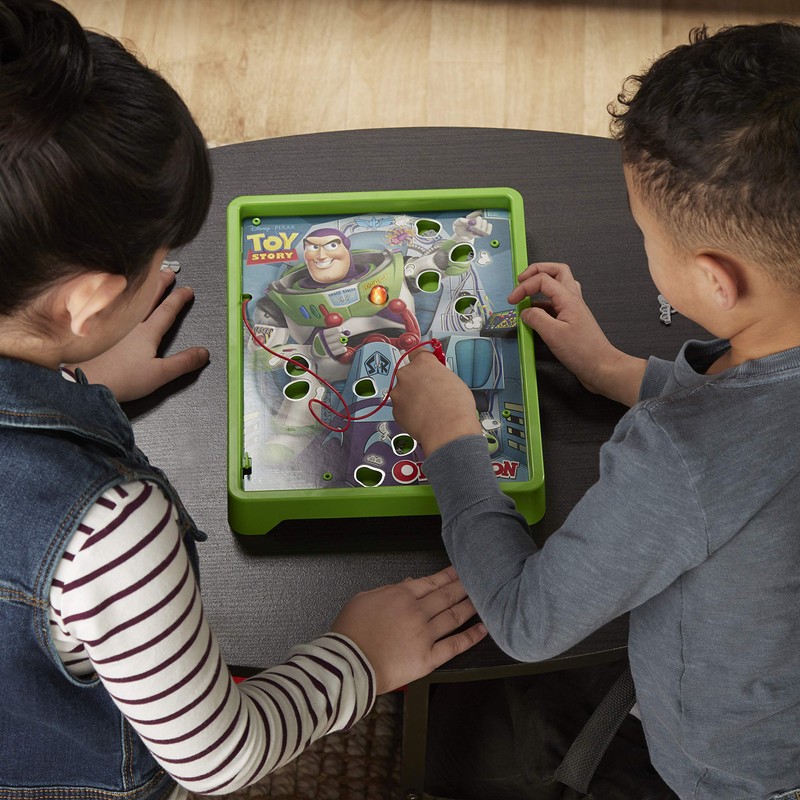 Hasbro Gaming L'Allegro plore go Buzz Lightyear, Multi-Colour