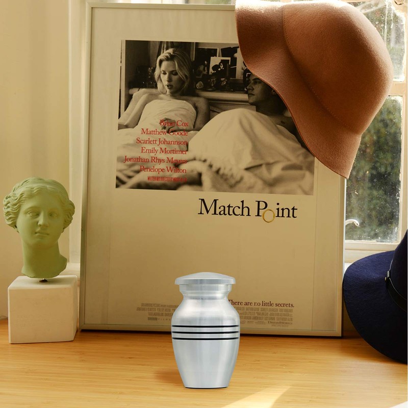 ICOKEE Small Keepsake Urn for Human Ashes or Pet Ashes,