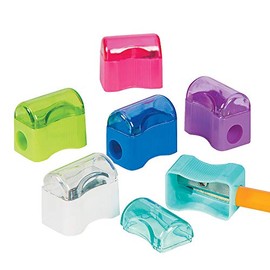 Fun Express - Winter Colored Pencil Sharpeners for Winter - Stationery - Pencil Accessories - Sharpeners - Winter - 72 Pieces