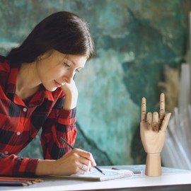 Relaxdays Wooden hand, right hand HBT: 25 x 8 x 5 cm, movable fingers, realistic drawing, painting aid, model hand, natural