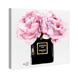 The Oliver Gal Artist Co. Fashion and Glam Wall Art Canvas Prints 'Dawn Bouquet Spring'