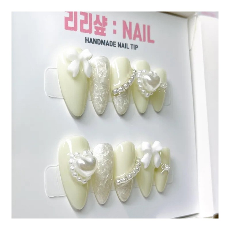 Wedding Pearl Handmade Nail Tips - Short Almond / 웨딩진주