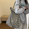 BAUIOREAD 1 piece Leopard Print Hobo Bag - Large Capacity