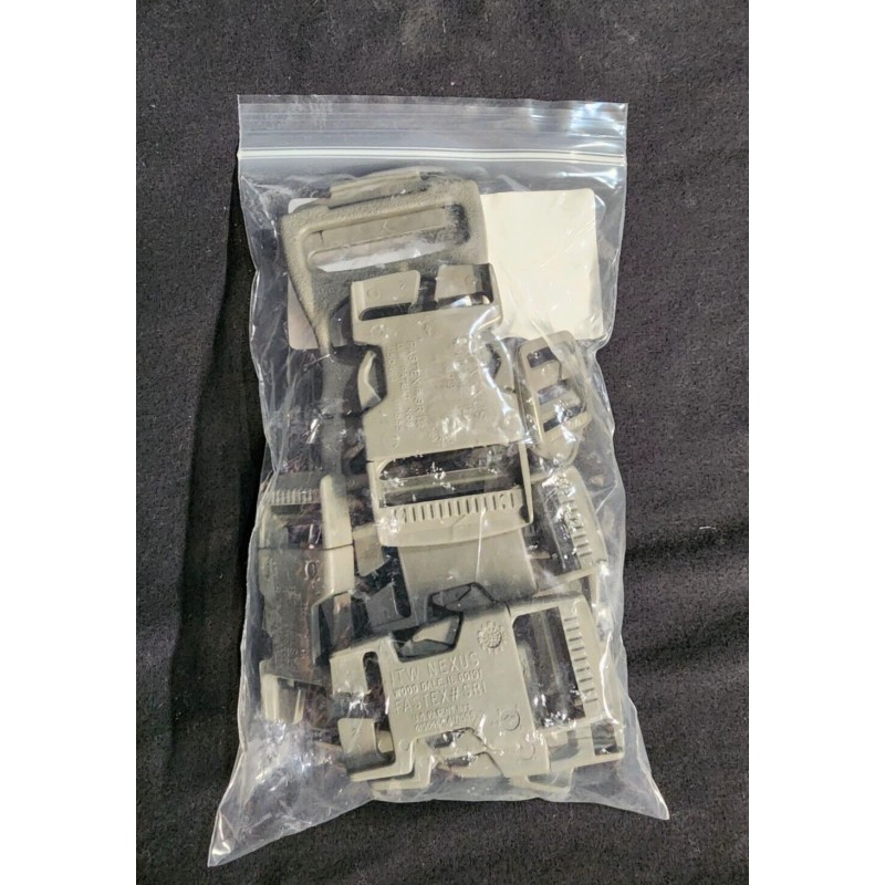 Military Issue 16 Pc. Buckle Repair Kit/ Set NSN 8465-01-524-7639
