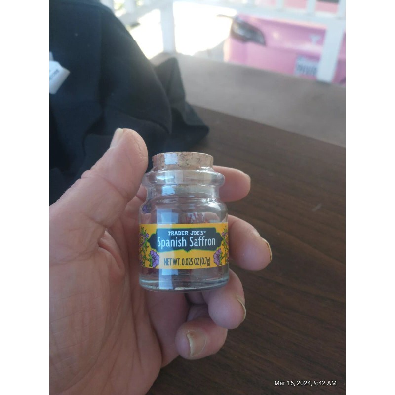 Trader Joe's 2x Trader Joe's @ Spanish Selected Saffron Threads