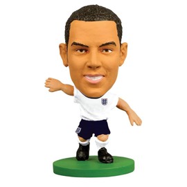 SoccerStarz England International Figurine Blister Pack Featuring Theo Walcott in England's Home Kit