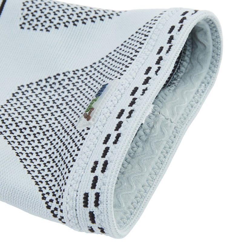 NEOtech Care Supportive Knee Support Made of Bamboo Fibre -