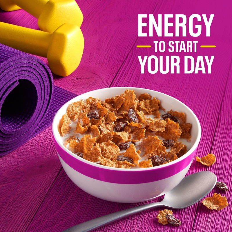 Kellogg’s Raisin Bran Breakfast Cereal, High Fiber, 28g Whole Grain,