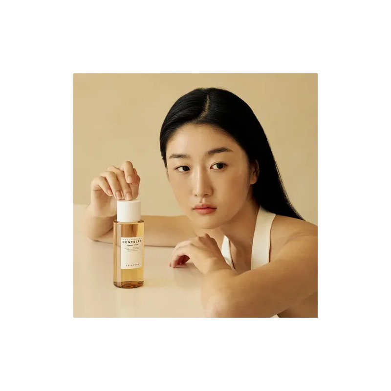Skin1004 Madagascar Centella Tonico Exfoliante Suave 210ml