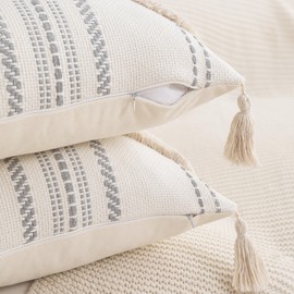 Boho Throw Pillow Covers 18x18 Set of 2 Cotton Woven Tufted Farmhouse Pillows Covers with Tassels Outdoor Neutral Beige Decorative Pillowcases Square Textured Accent Cushion Cases for Couch Bed Sofa