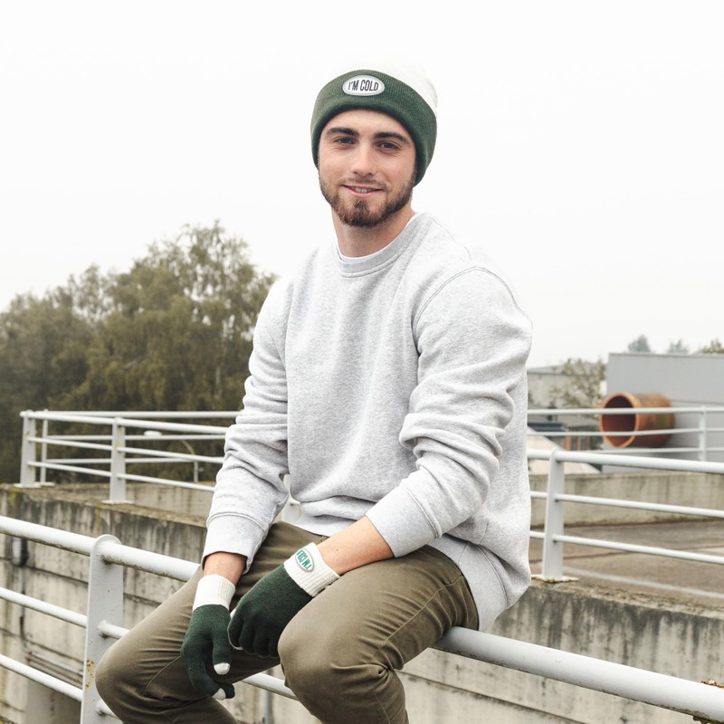 FISURA Unisex Gorro Invierno Hat, Cold, green and grey