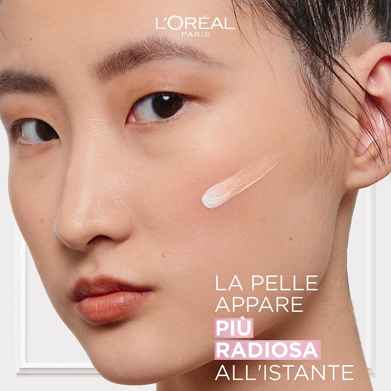 L'Oréal Paris Moisturising and Unifying Tinted Cream with Vitamins B5