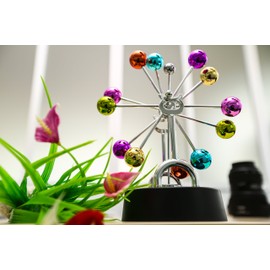 ScienceGeek Kinetic Art Universe - Electronic Perpetual Motion Desk Toy Home Decoration