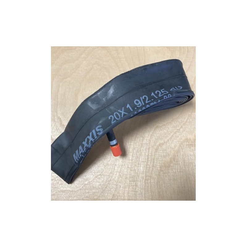 Contrast Welterweight 20" x 1.9-2.125 Bike Inner Tube with Schrader