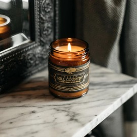Jackson Vaughn Scented Texas Candle | Aromatherapy Long Lasting Candles Luxury Home Fragrance Decor Gifts Hand Poured Notes of Green Cedar, Patchouli, Citrus 40 Hour Burn 9oz (Texas Hill Country)