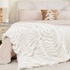 Touchat Luxury Faux Rabbit Fur Throw Blanket, 700GSM Premium Ruched
