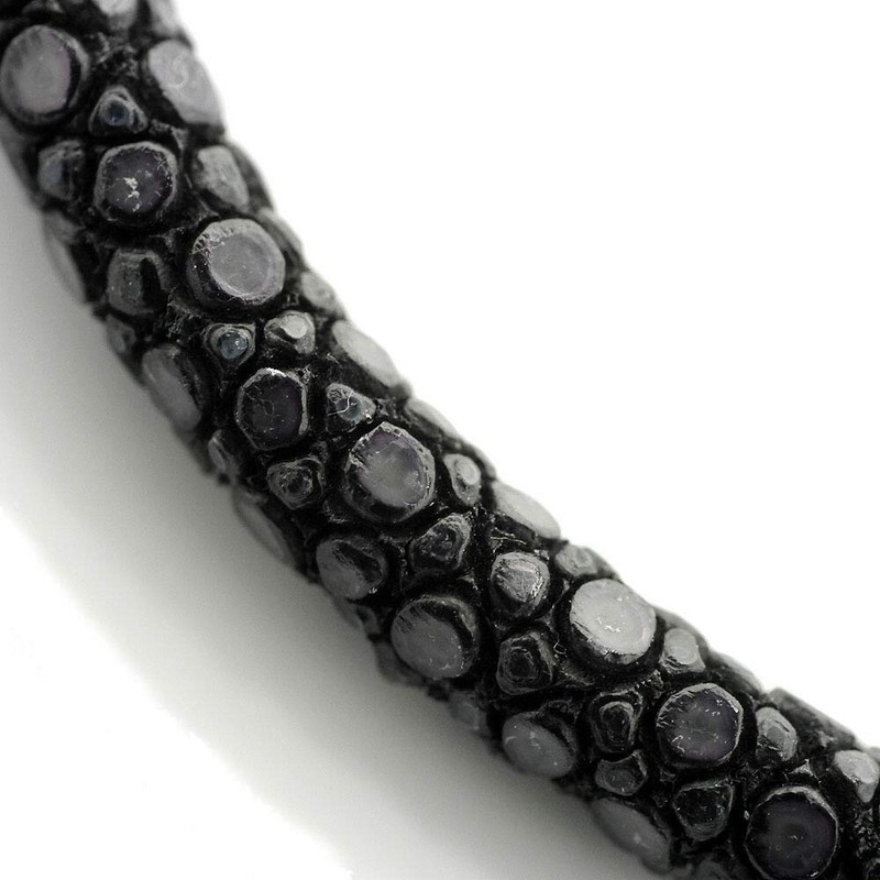 Silver One on Stingray Leather Sparkling Leather Choker, Black, Silver