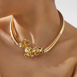 Chunky Gold Necklaces Dainty Choker Necklaces for Woman Big Statement Necklaces Trendy for Women 2025