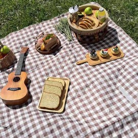 K Y KANGYUN XXL Large Beach Blanket (80 "x 79") Picnic Blankets fit 4-7 Adults, Waterproof Sandproof Beach Picnic Mat Foldable Rug with Family Outdoor Blanket for Camping Park Travel