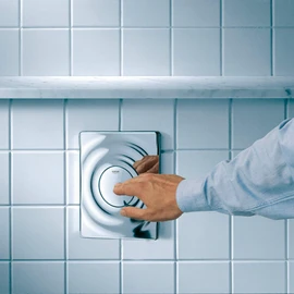 Grohe 37063000 Surf Starlight Chrome Flush Actuator
