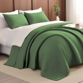 Masaca Oversized Queen Quilt (100"x106"),Olive Green Stitching Quilt Bedding Set Lightweight Microfiber Summer Modern Boho Bedspreads & Coverlets Ultra Soft 3 Pieces