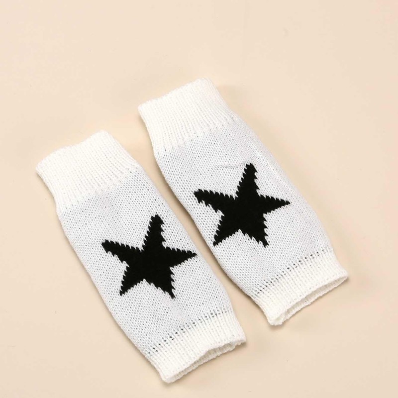 PINNKL Women's Fingerless Star Pattern Gloves - Warm Knitted Wrist