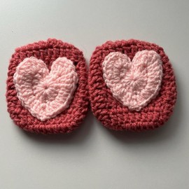 Crochet AirPod Max Covers - Color: Pink Heart