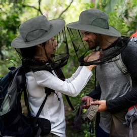 Mbsomnus Mosquito Head Net Hat Grey Sun Hat with Netting-Midgie Face Cover Mask Midge Hat Safari Hat Quick Dry Wide Brim Sun Protection for Outdoor Hiking Camping Gardening Fishing