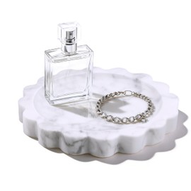 5.5 Inch Round Marble Tray with Scalloped Edge