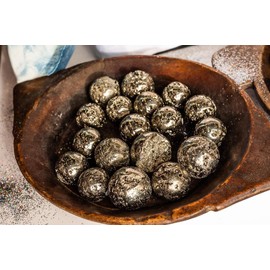 Mineralist Collection Pyrite Sphere - Natural Healing Crystal, Chakra Stone for Energy Balancing, Calming, Yoga & Meditation - Thoughful Mother's Day Gift, 2 lb