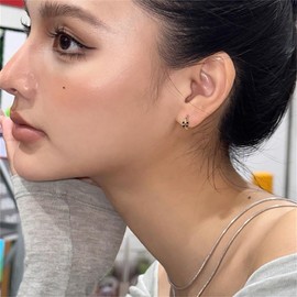 Clover Small Hoop Huggie Earrings for Women Cute 18k Gold Plated Four Leaf Clover Hoop Earrings Dainty Crystal Simple Lucky Earring Irish Festival Jewelry 17th of March Hypoallergenic (Gold)