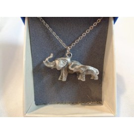 Animal MOTHER ELEPHANT & BABY Stainless Steel Necklace Gift Box New Unused Animal
