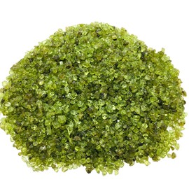 IMALY Peridot Tumbled Chips Stone Polished Crushed Healing Crystal Quartz Pieces Irregular Shaped Stones for Home Decorative Stones Vases Plants Succulents 0.5lb