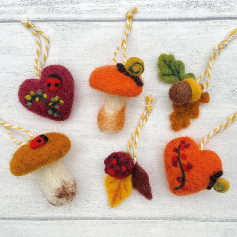 Bergin & Bath Needle Felting Kit - Autumn, Learn to
